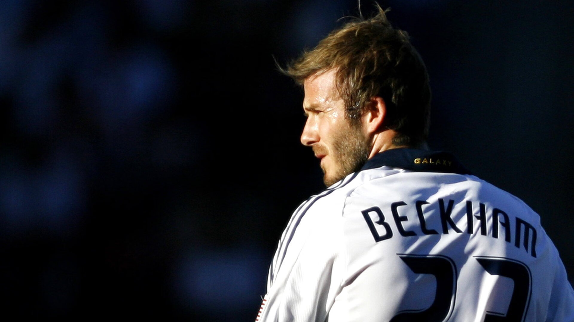 开云体育在线-LOL世界赛操作极致震撼，lol世界赛制